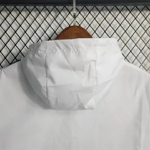 Real Madrid Windbreaker - 9 7