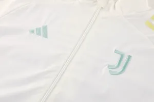 25-26 Juventus Windbreaker White Jacket AAAAJersey Supply Yupoo 5