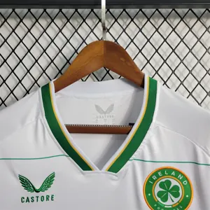 2023 Ireland away 1