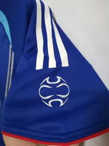 2006 Japan home blue 13