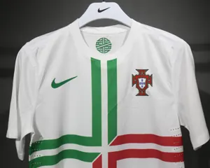 2012 Portugal Away Retro Kit Vintage Player Version Sino Shirt AAAAJersey Dropship Yupoo 1