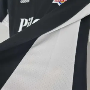 22-23 Colo-Colo away 1