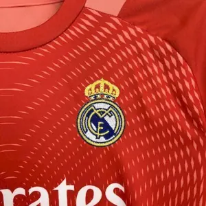 25-26 Real Madrid Orange Goalkeeper Kid Kits Youth Apparels Sino AAAAJersey Supply Yupoo 2