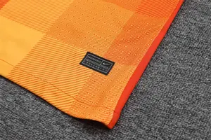 21-22 Barcelona orange goalkeeper long sleeve 3