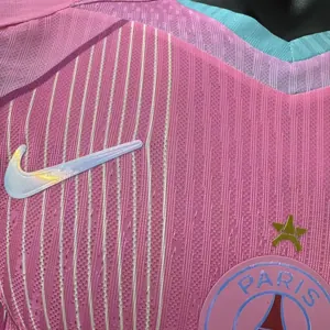 25-26 PSG Rose Pink Special Edition Player Version Shirt Football Apparels AAAAJersey Supply Yu 4
