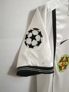 00-01 Valencia home 14