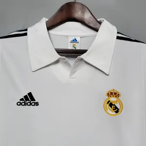 01-02 Real Madrid home long-sleeve 7