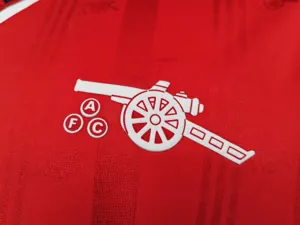 86-88 Arsenal home 1
