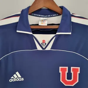 00-01 University of Chile home 11