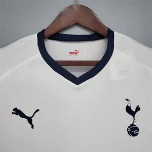 08-09 Tottenham Hotspur home 3