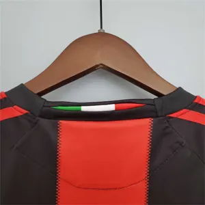 10-11 AC Milan home 4