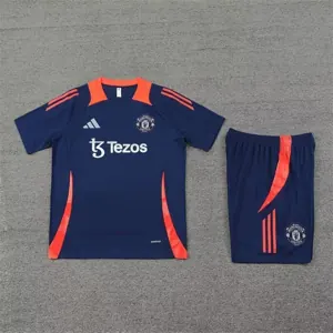 24-25 Manchester United Training Soccer Jerseys Football Shirts 1