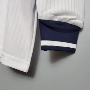 1998 England home long sleeve 8