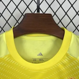 25-26 Real Madrid Yellow Goalkeeper Kid Kits Youth Apparels Sino AAAAJersey Supply Yupoo 9