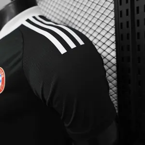 24-25 Bayern Munich Black GoalKeeper Kit Player Version Shirt Soccer AAAAJersey Yupoo 4