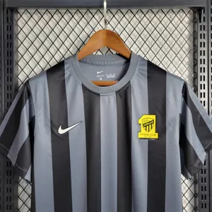 22-23 Ittihad away 8