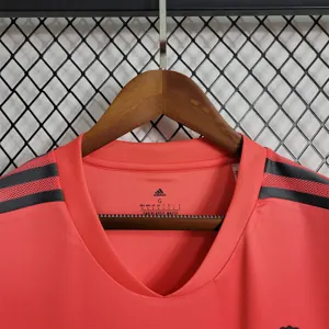 22-23 International training server red 8