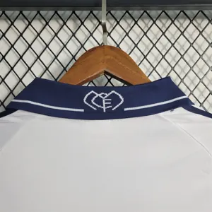 00-01 Real Madrid home 4
