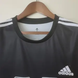22-23 Colo-Colo black T 5