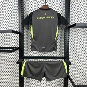 25-25 Bayern Munich Black Goalkeeper Kid Kits Youth Apparels AAAAJersey Wholesale Yupoo 2