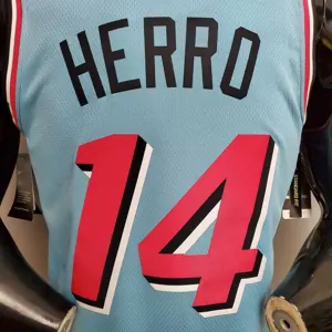 HERRO#14 Miami Heat V-neck blue 8