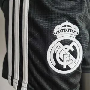 22-23 Real Madrid Y3 black kids kit 4