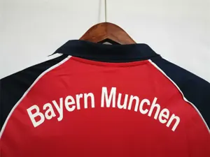 00-01 Bayern Munich Champions League home red 9