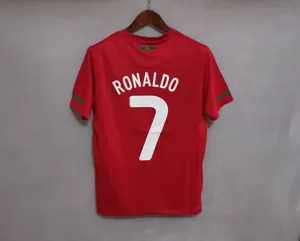 2010 Portugal home red 7
