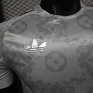 25-26 Real Madrid LV Galaxy Lights Joint Special Edition Soccer Shirt AAAAJersey Yupoo 4