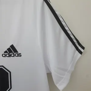 22-23 Colo-Colo white T 5