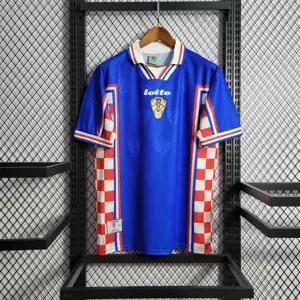 1998 Croatia home 4