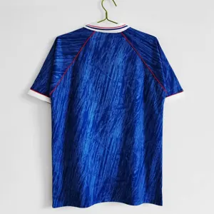 92-93 Cardiff City home 1