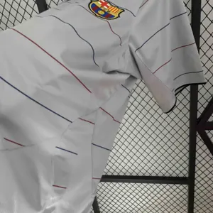 03-04 Retro Barcelona Away S-XXL 3