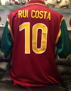1999 Portugal home red 7