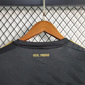 11-12 Real Madrid away black 7