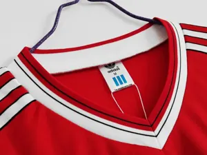 86-88 Manchester United home long sleeve 1