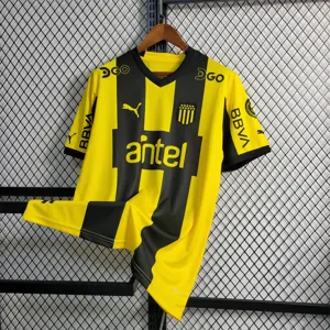 23-24 Peñarol home 4