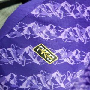 23-24 Fiorentina home 4