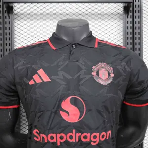 24-25 Manchester United Black Special Edition Kit Player Version Shirt AAAAJersey Supplier Yupo 2