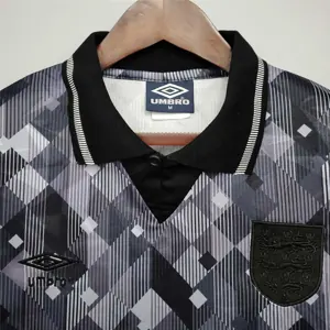 1990 England black away 1