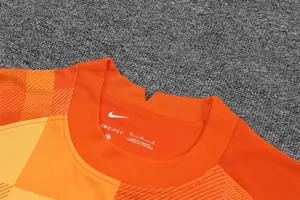 21-22 Barcelona orange goalkeeper 15