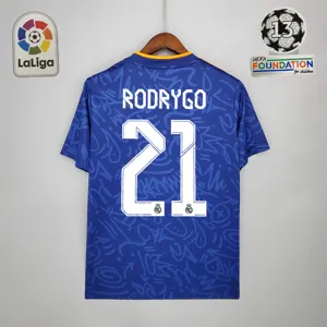 21-22 Real Madrid away 17