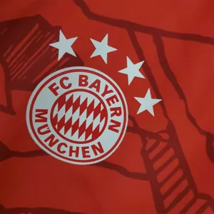 21-22 Bayern Red Windbreaker1684404583000 2