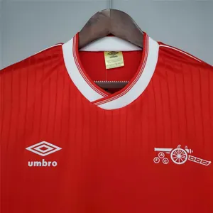 83-86 Arsenal home 3