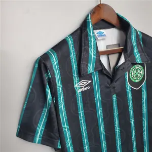 92-93 Celtics away 7