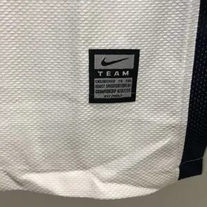 08-09 Manchester United away white UCL final long sleeve 12