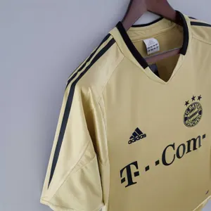 04-05 Bayern away 2