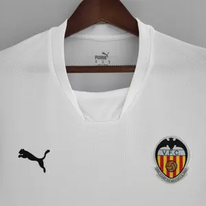 22-23 Valencia home 1