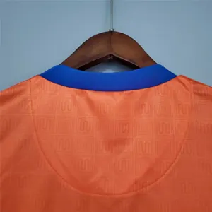 91-92 Barcelona away 2