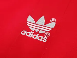 82-83 Manchester United home long sleeve 5